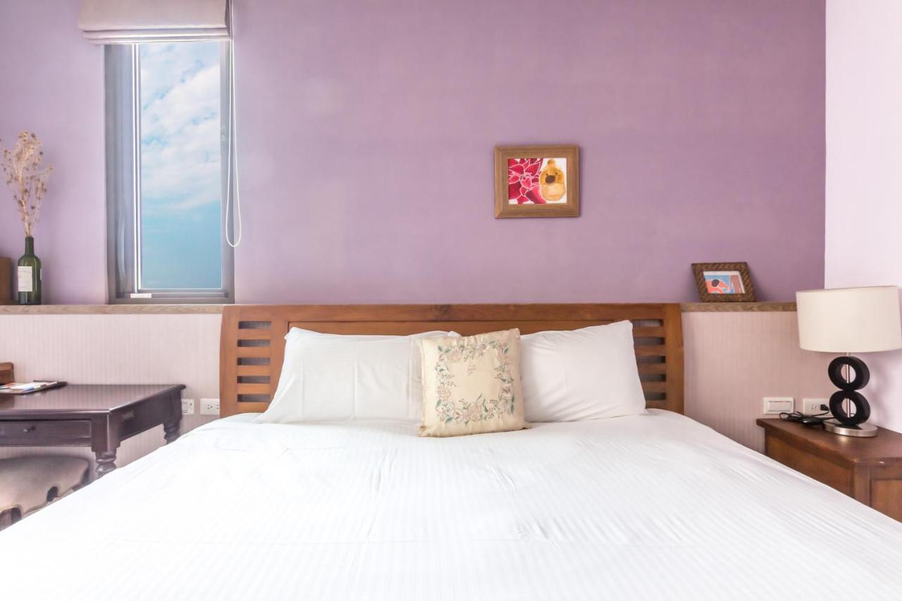 Jhongshan Building Bed And Breakfast Kota Hualien Bagian luar foto