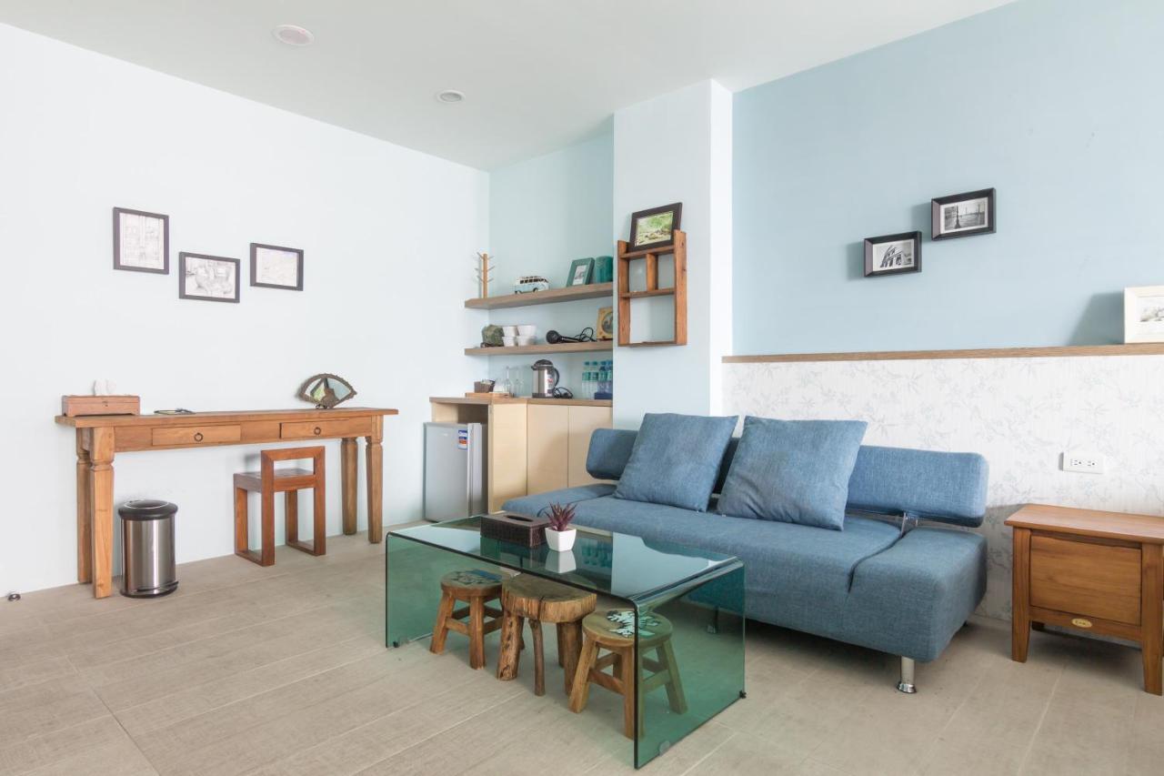 Jhongshan Building Bed And Breakfast Kota Hualien Bagian luar foto